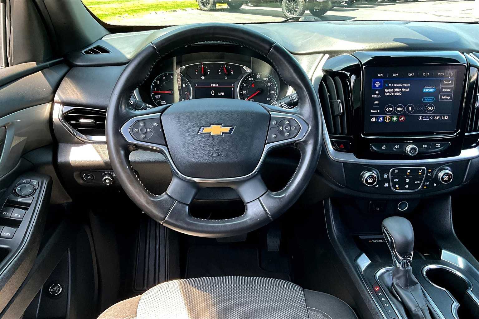 2022 Chevrolet Traverse LT Cloth - Photo 17