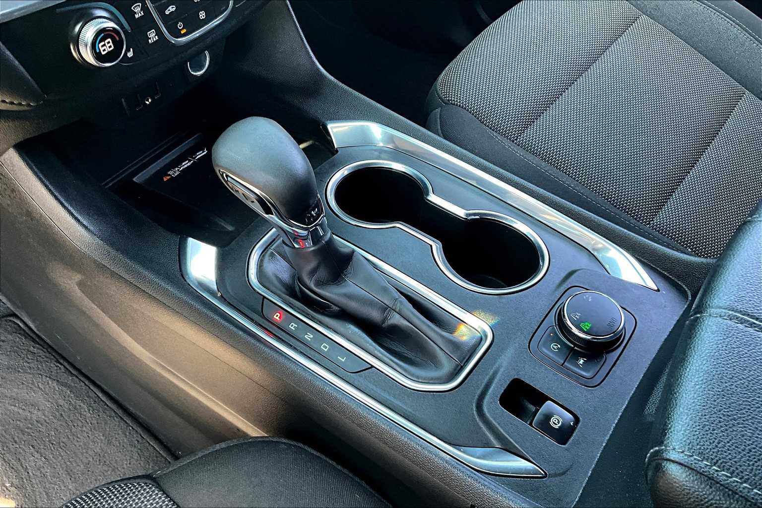 2022 Chevrolet Traverse LT Cloth - Photo 20