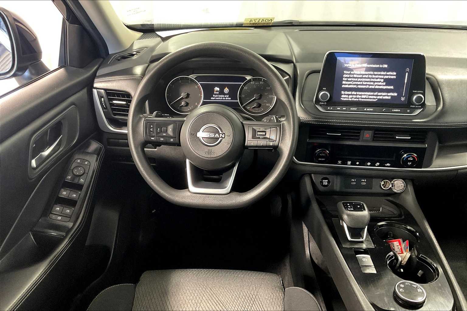2024 Nissan Rogue SV - Photo 17