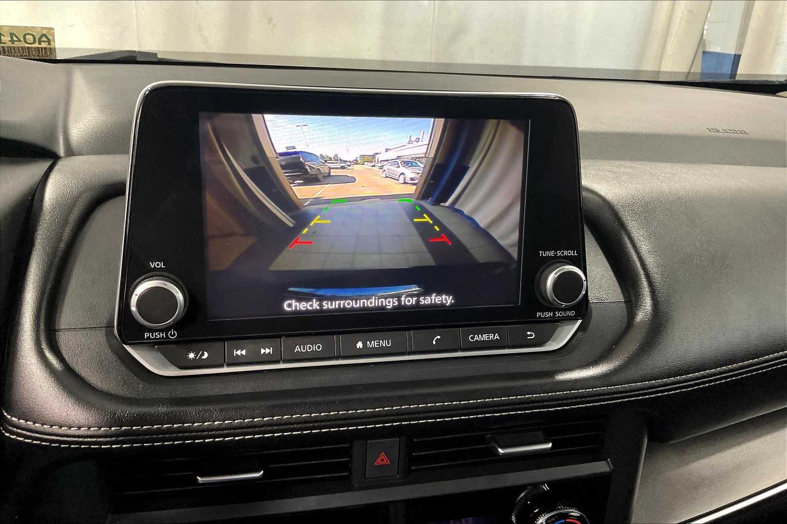 2024 Nissan Rogue SV - Photo 19