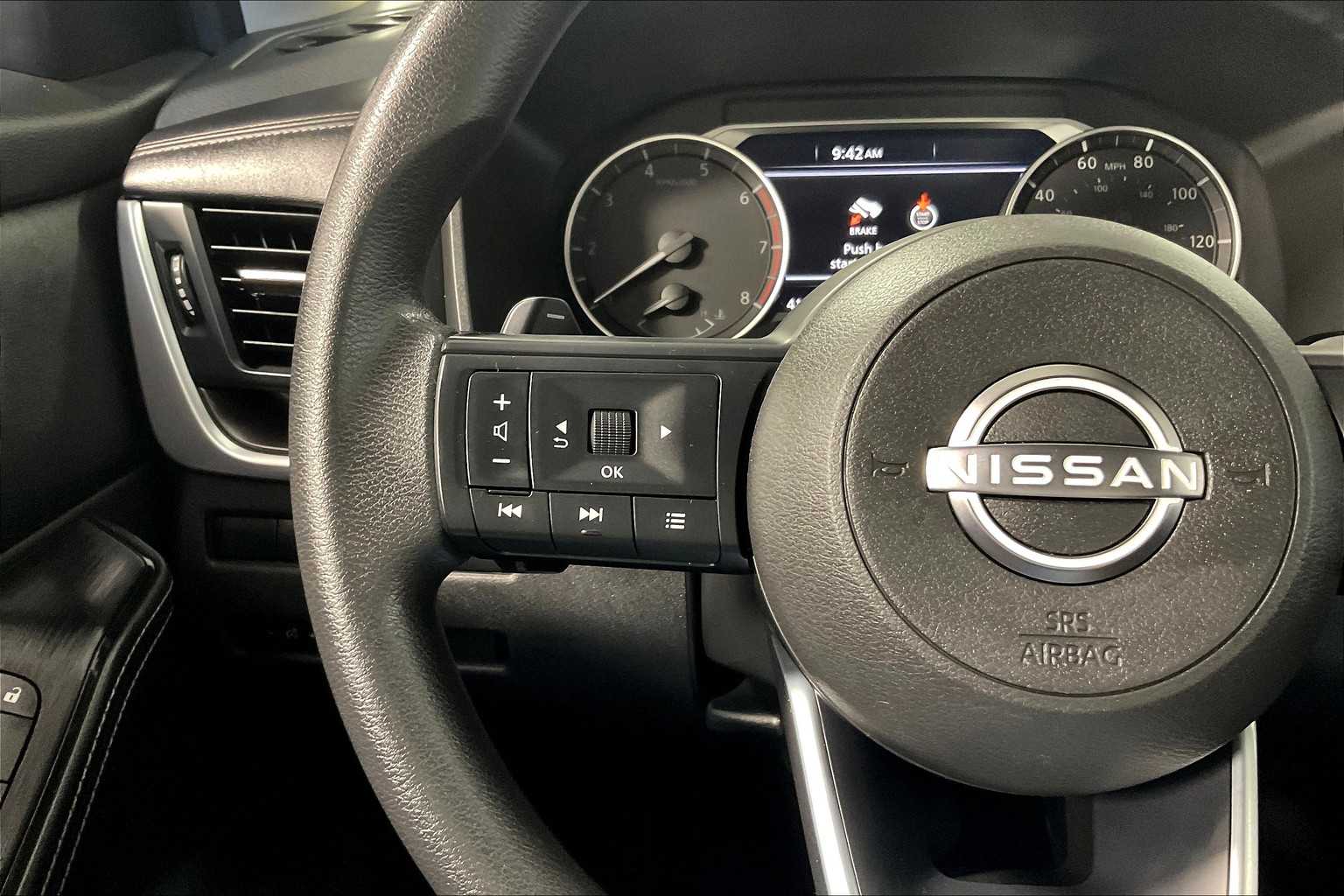 2024 Nissan Rogue SV - Photo 22