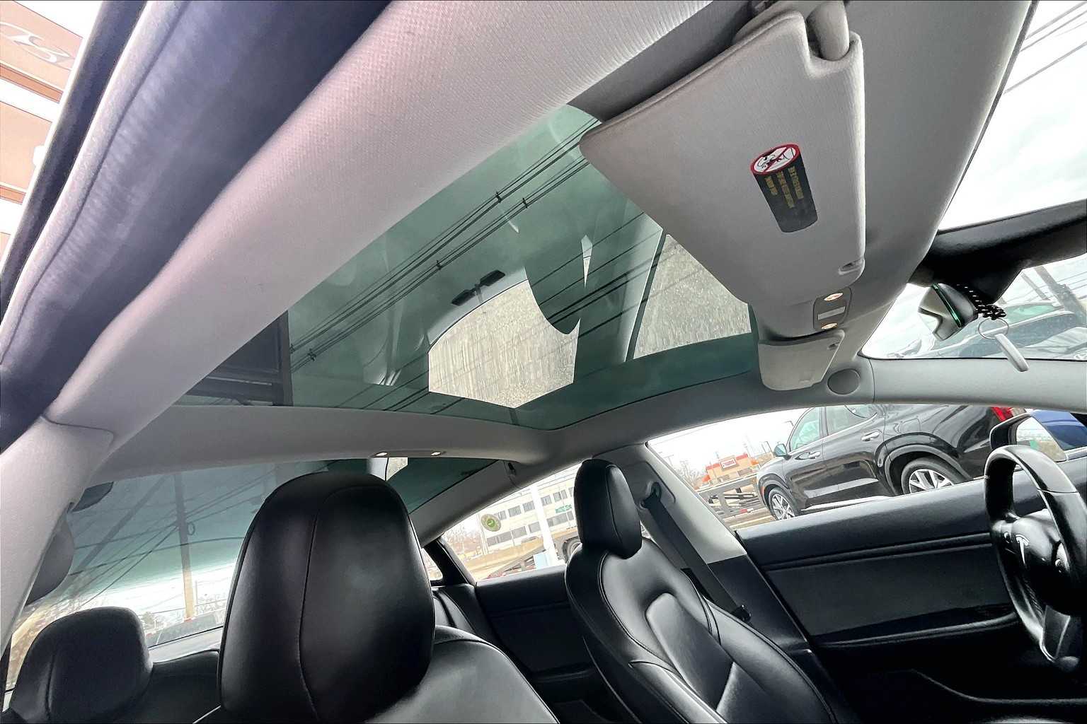 2018 Tesla Model 3 Long Range Battery - Photo 22