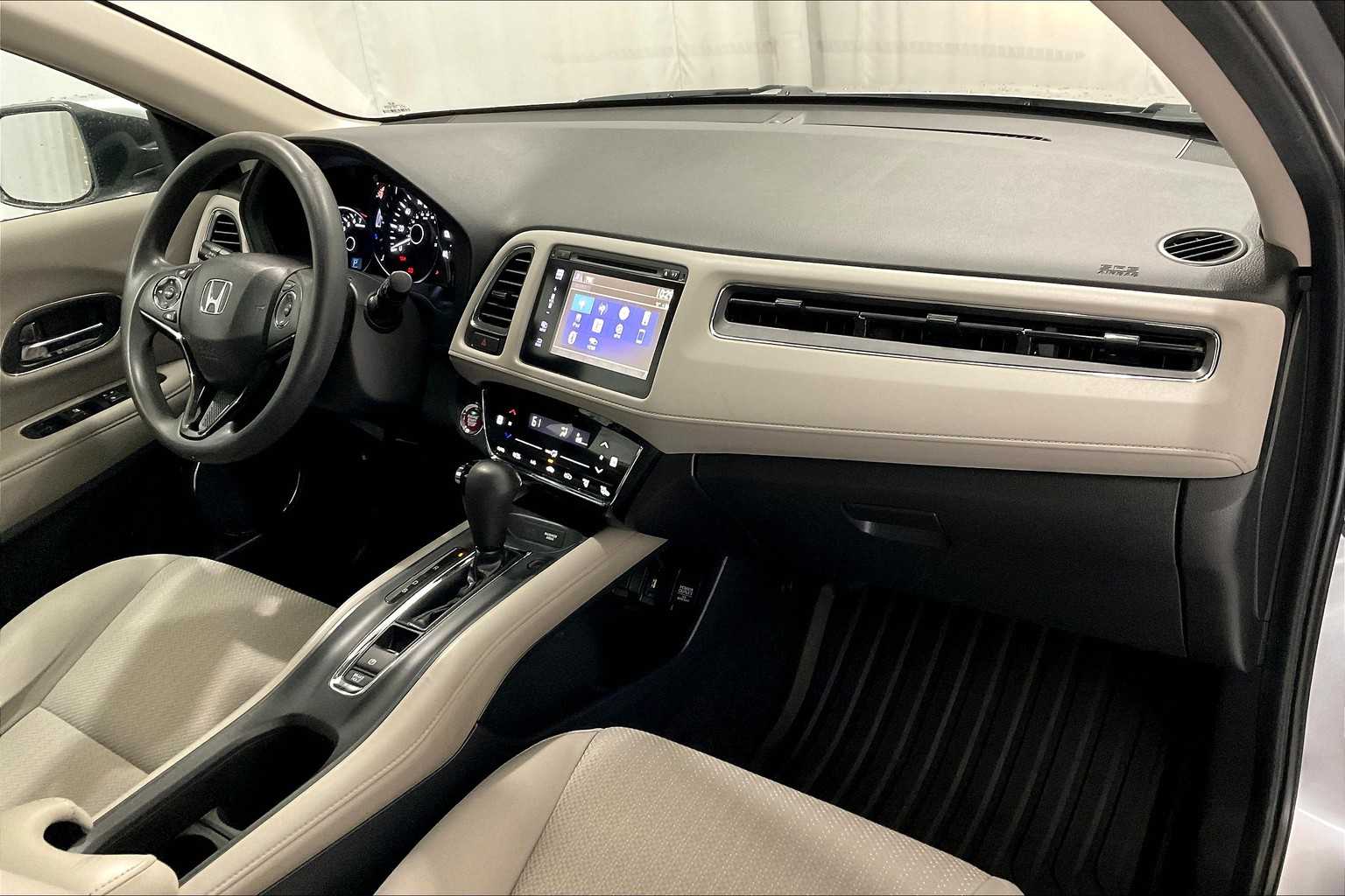 2017 Honda HR-V EX - Photo 14