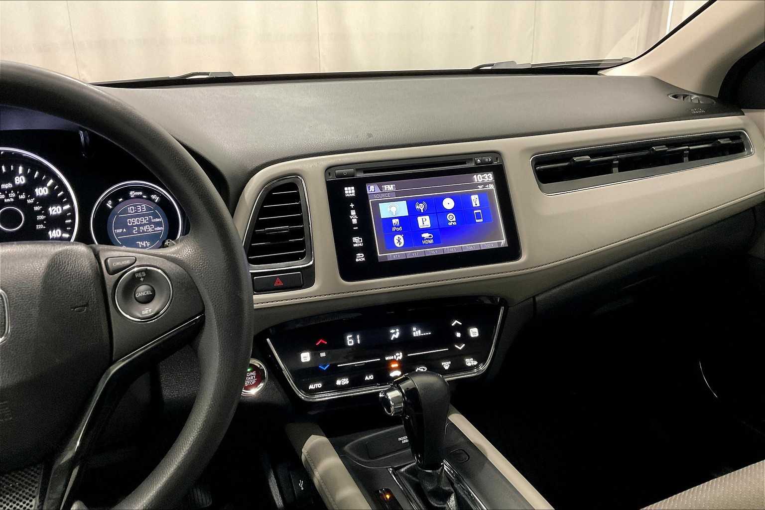 2017 Honda HR-V EX - Photo 18