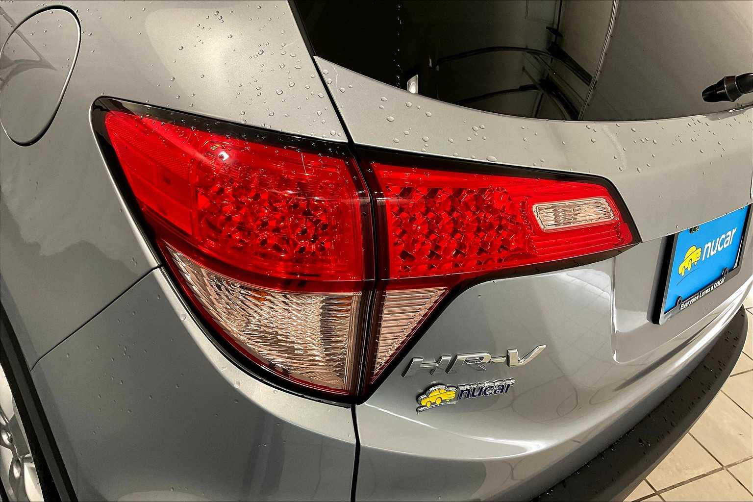 2017 Honda HR-V EX - Photo 34