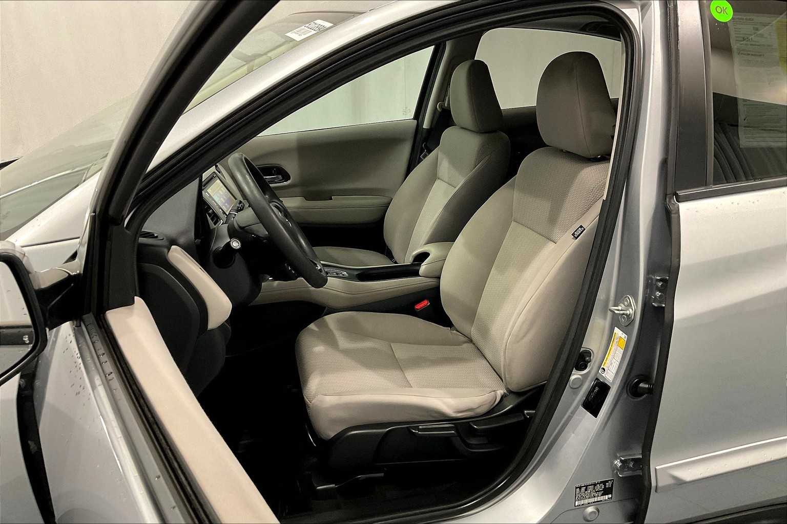 2017 Honda HR-V EX - Photo 10