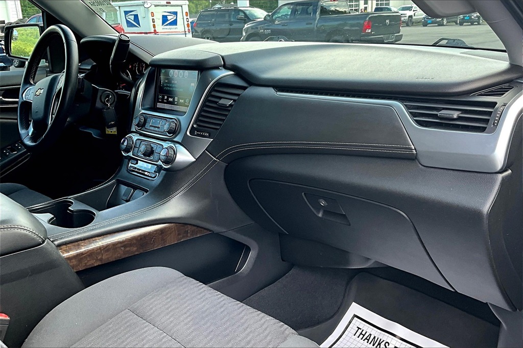 2019 Chevrolet Tahoe LS - Photo 14