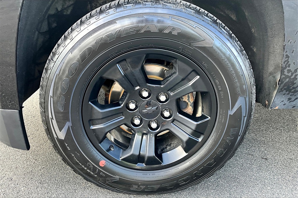 2019 Chevrolet Tahoe LS - Photo 7