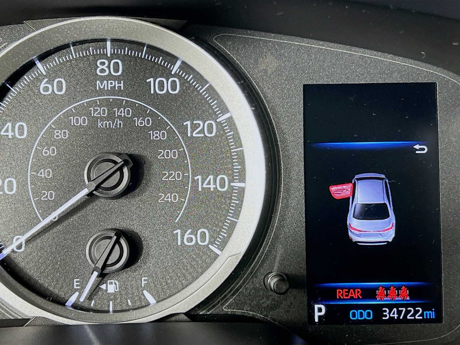 2020 Toyota Corolla LE - Photo 12