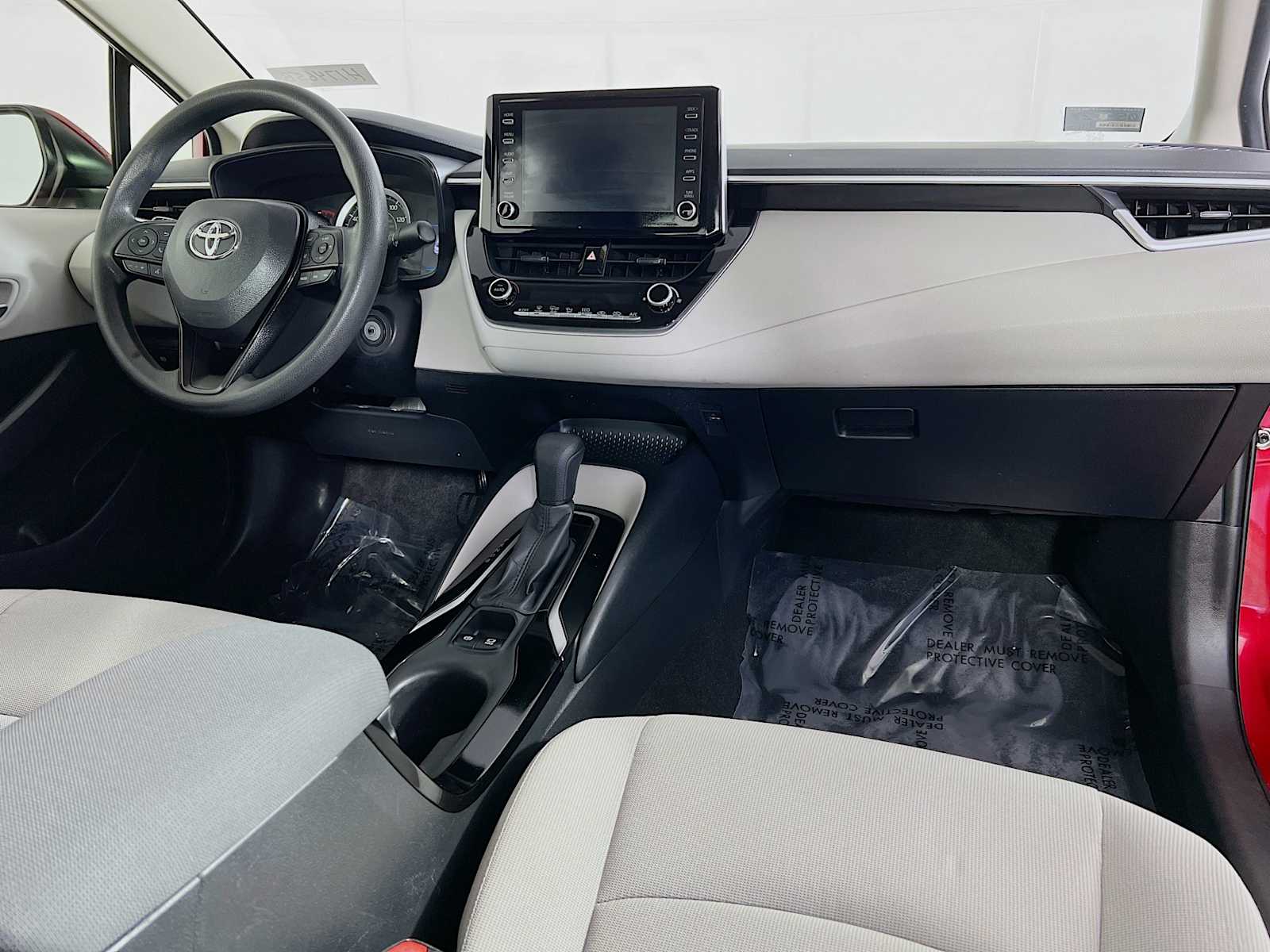 2020 Toyota Corolla LE - Photo 27