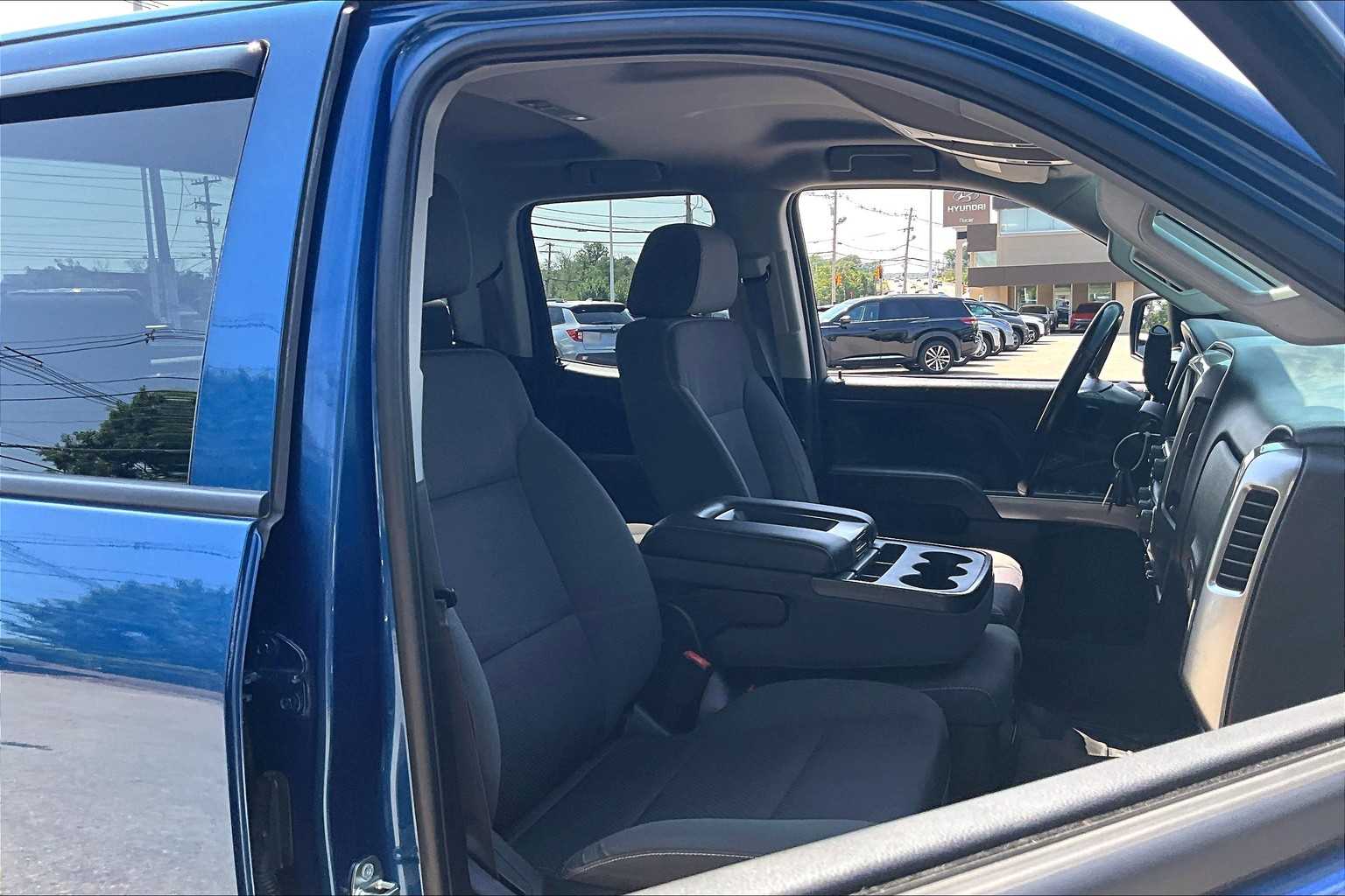 2015 Chevrolet Silverado 2500HD LT - Photo 11