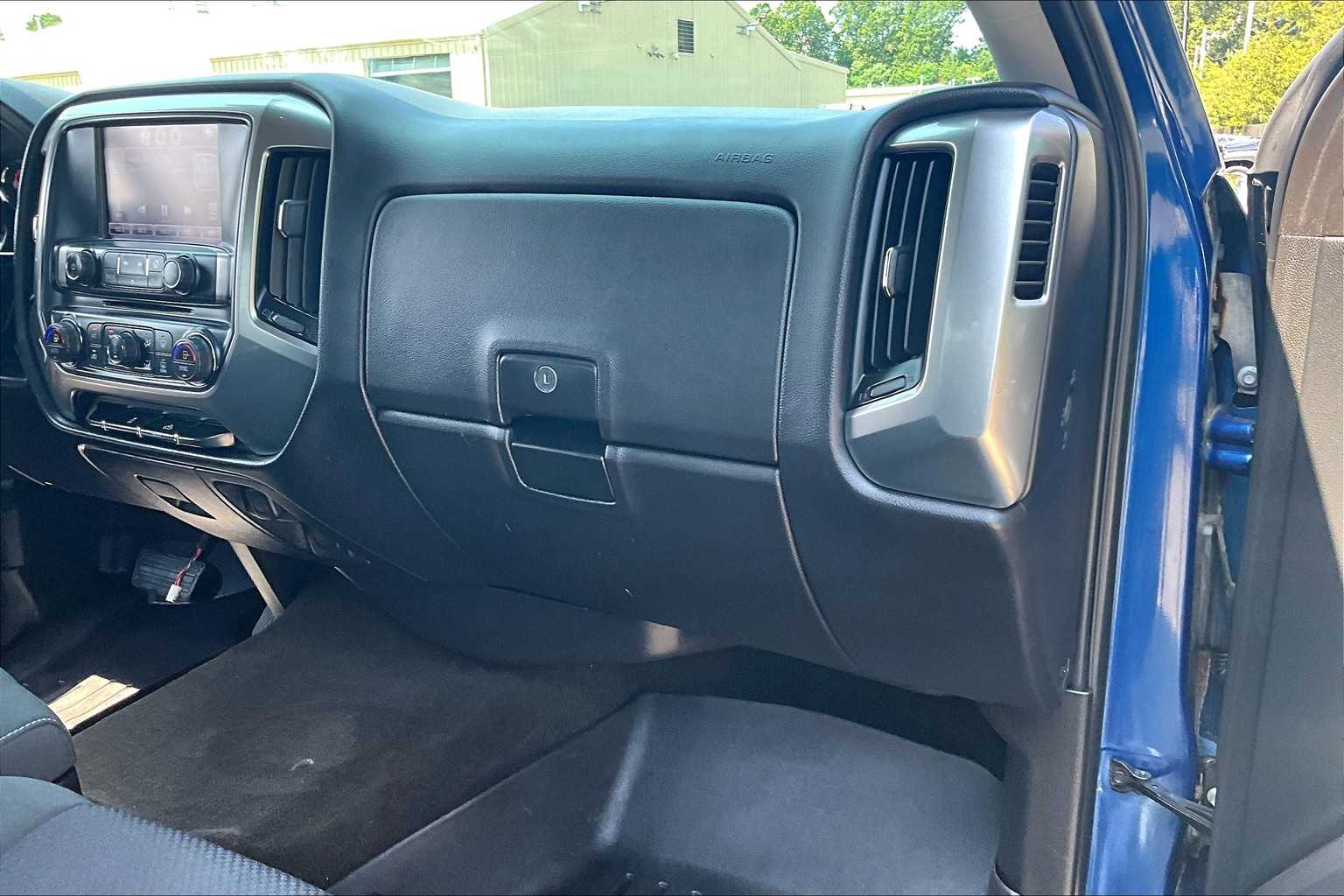 2015 Chevrolet Silverado 2500HD LT - Photo 13