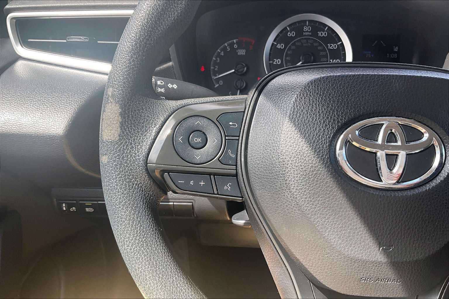 2022 Toyota Corolla LE - Photo 22