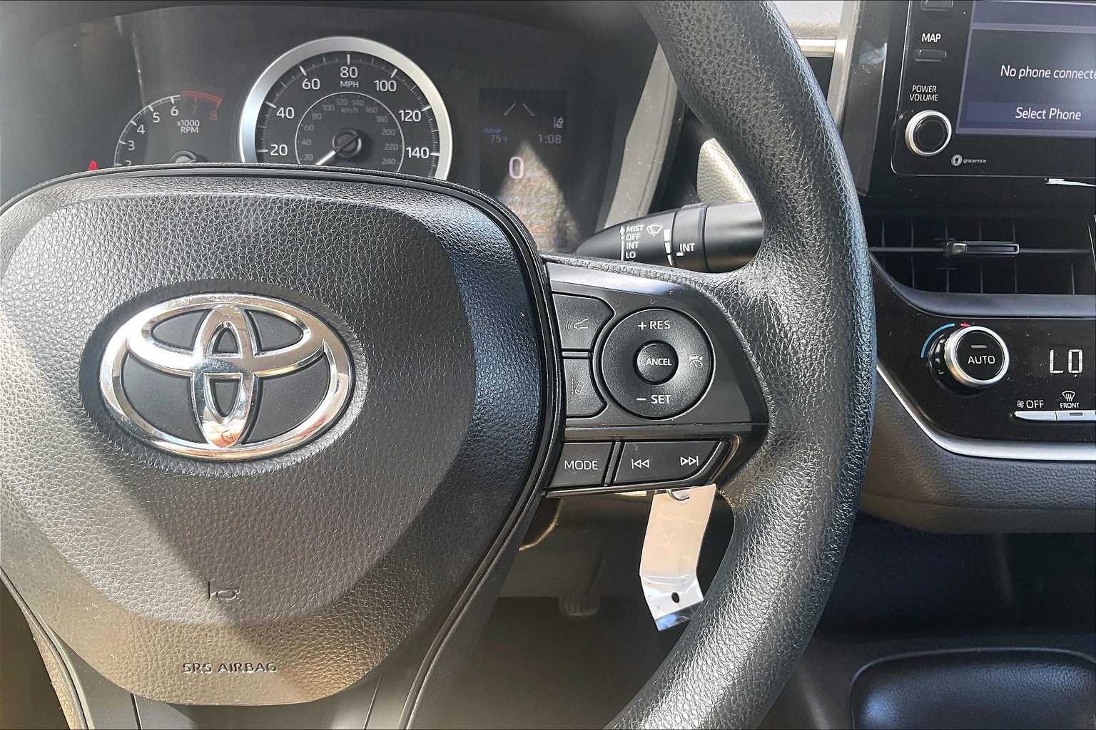 2022 Toyota Corolla LE - Photo 23