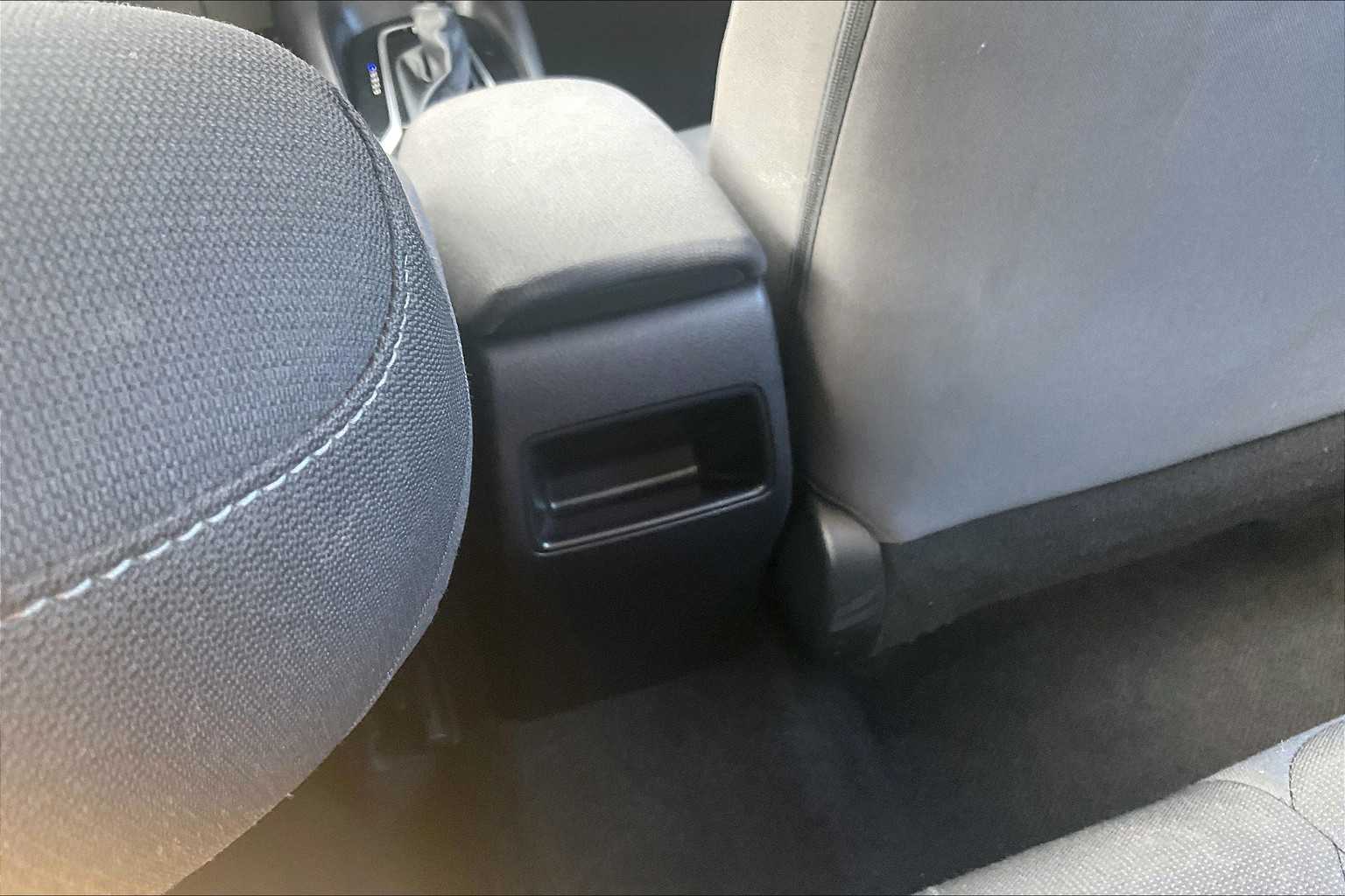 2022 Toyota Corolla LE - Photo 26