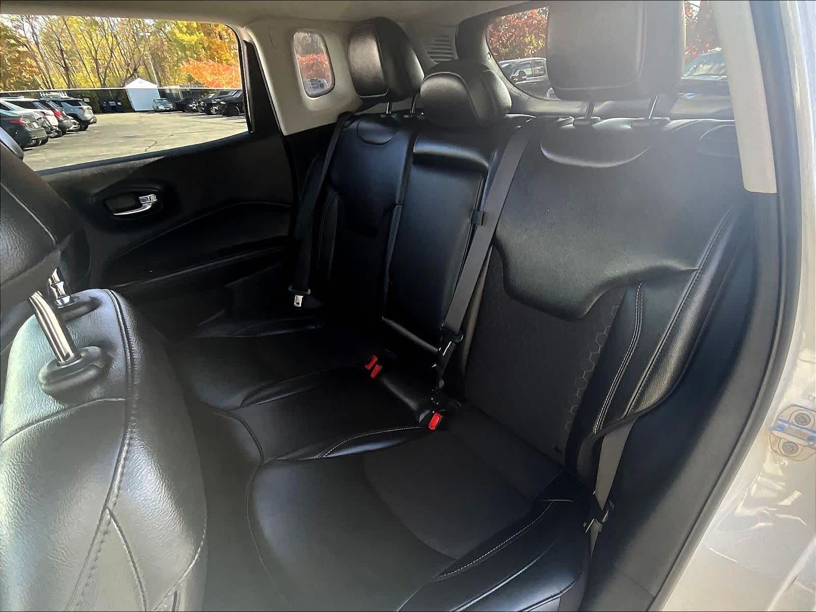 2021 Jeep Compass Latitude - Photo 14