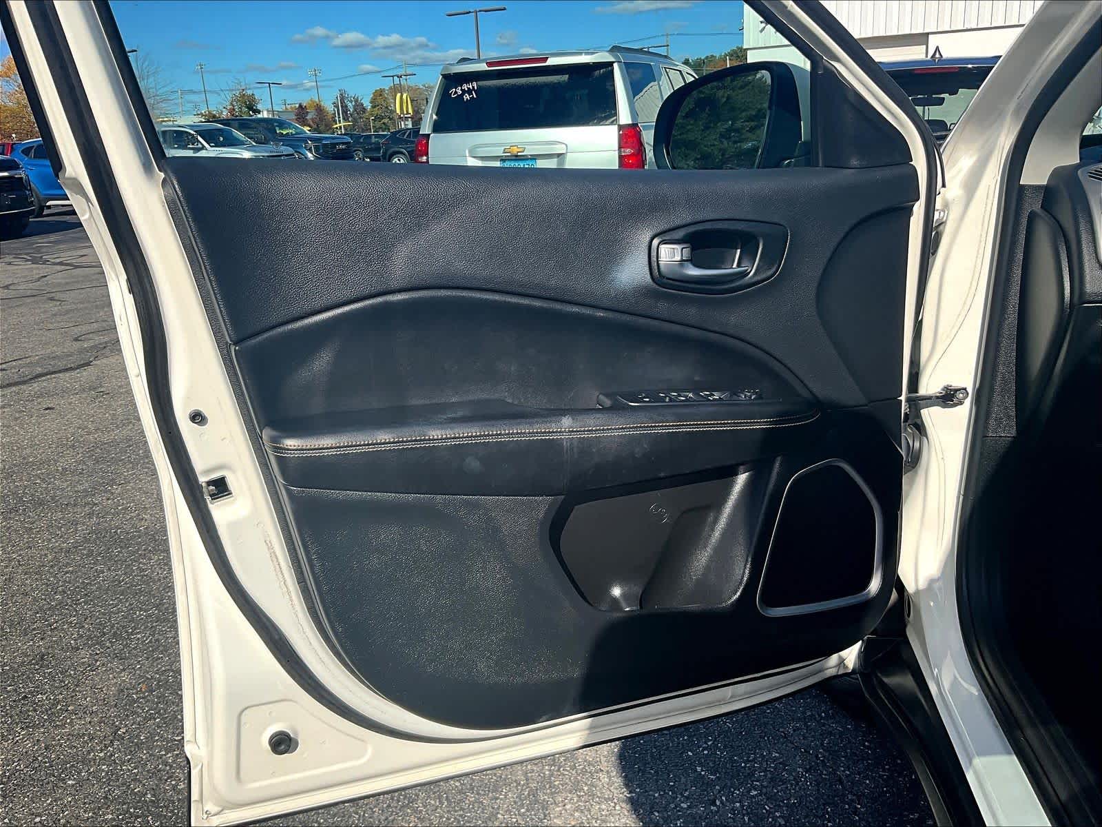 2021 Jeep Compass Latitude - Photo 9