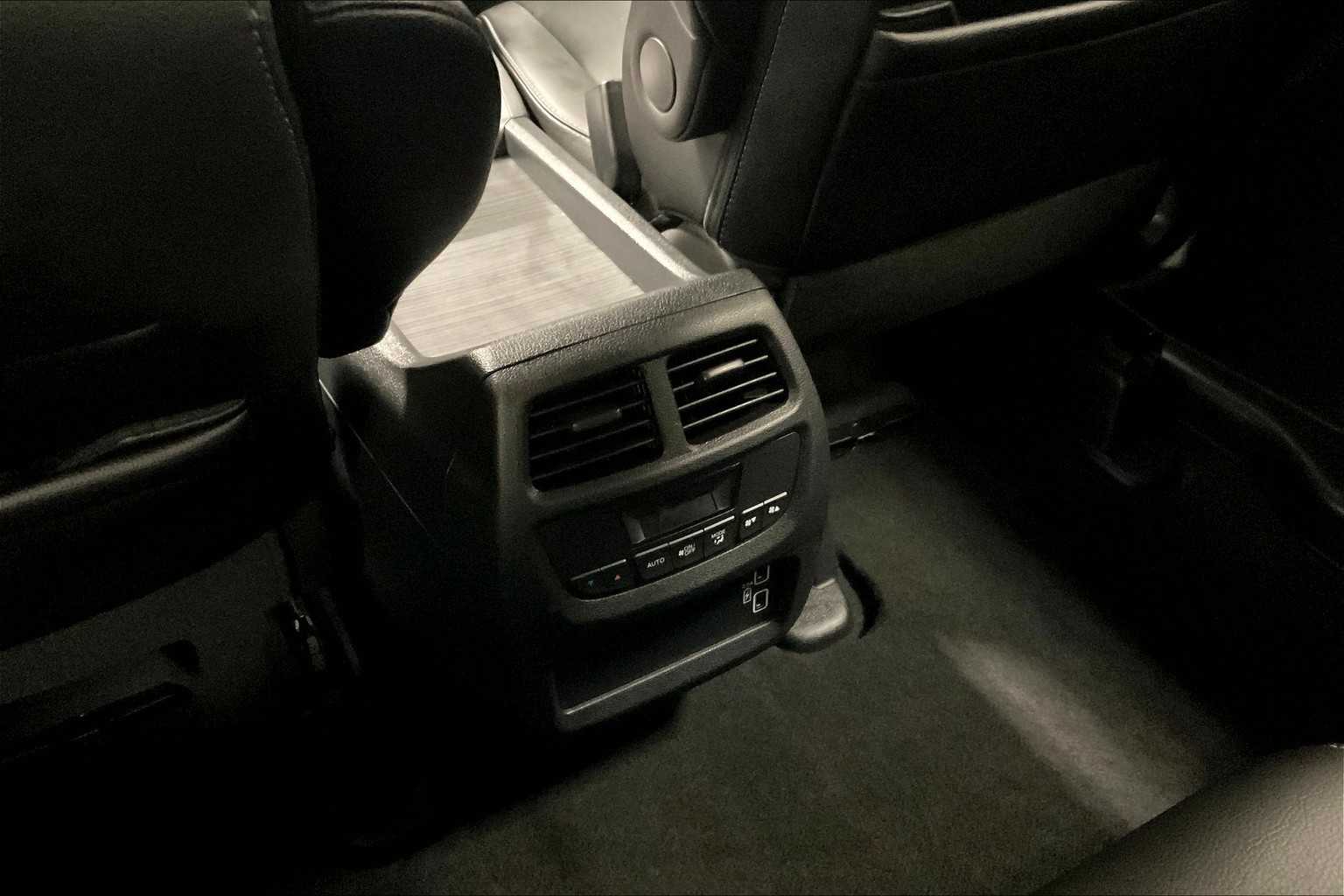 2022 Honda Pilot EX-L - Photo 28