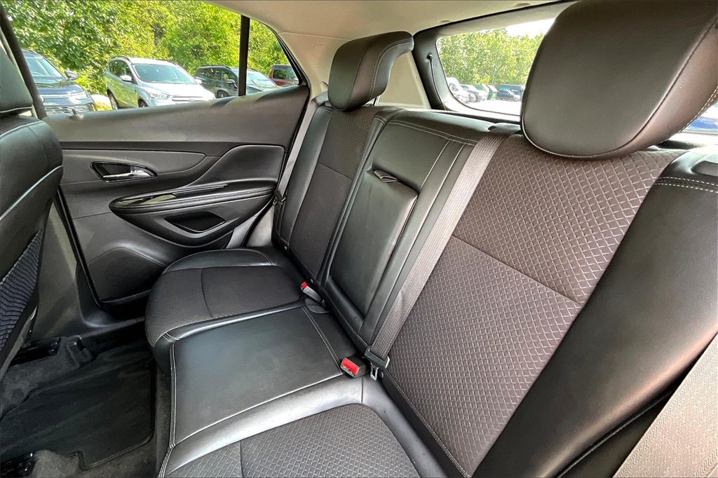 2019 Buick Encore Sport Touring - Photo 14