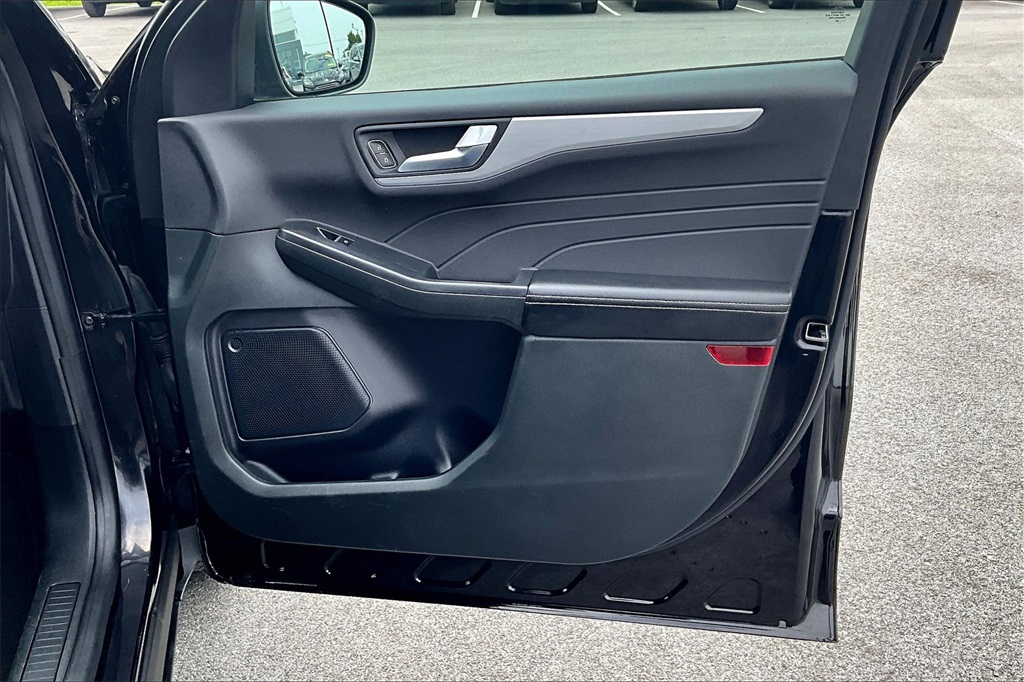 2023 Ford Escape Platinum - Photo 12