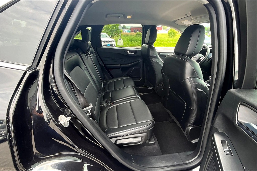 2023 Ford Escape Platinum - Photo 16