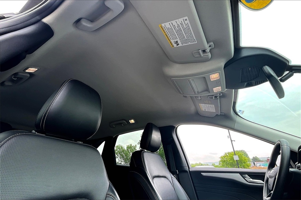 2023 Ford Escape Platinum - Photo 22