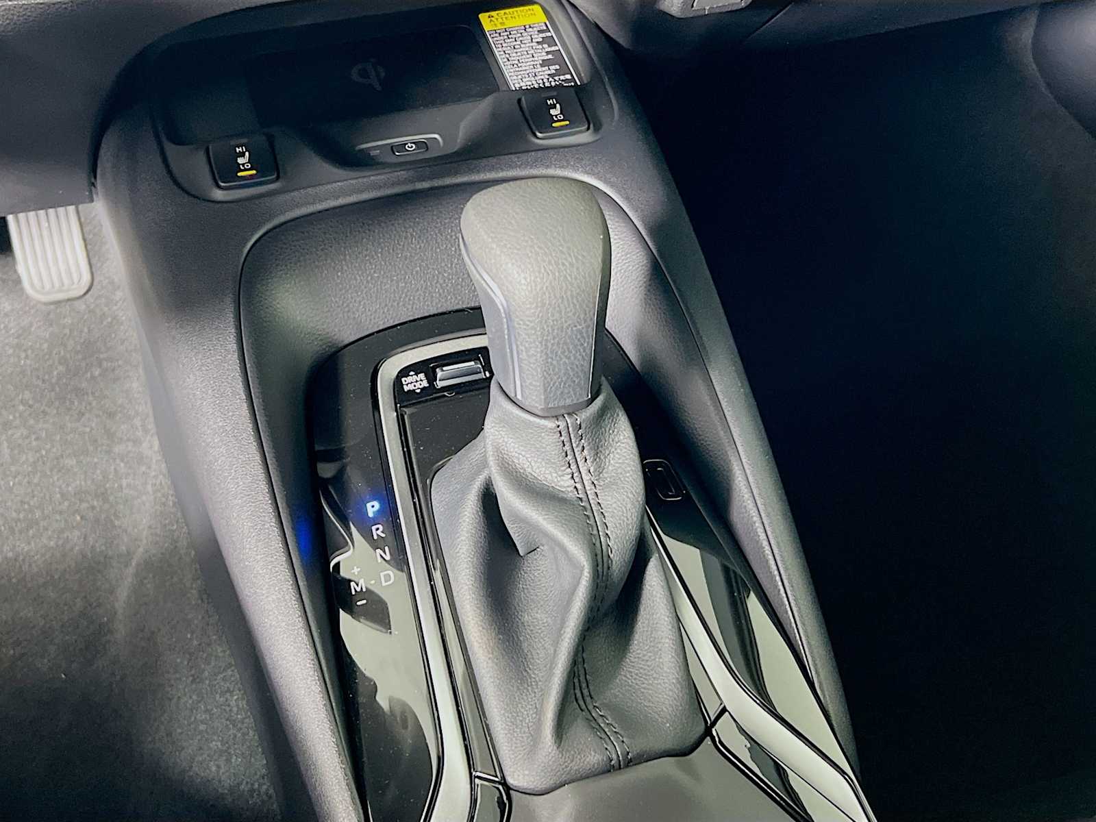 2025 Toyota Corolla XSE - Photo 11