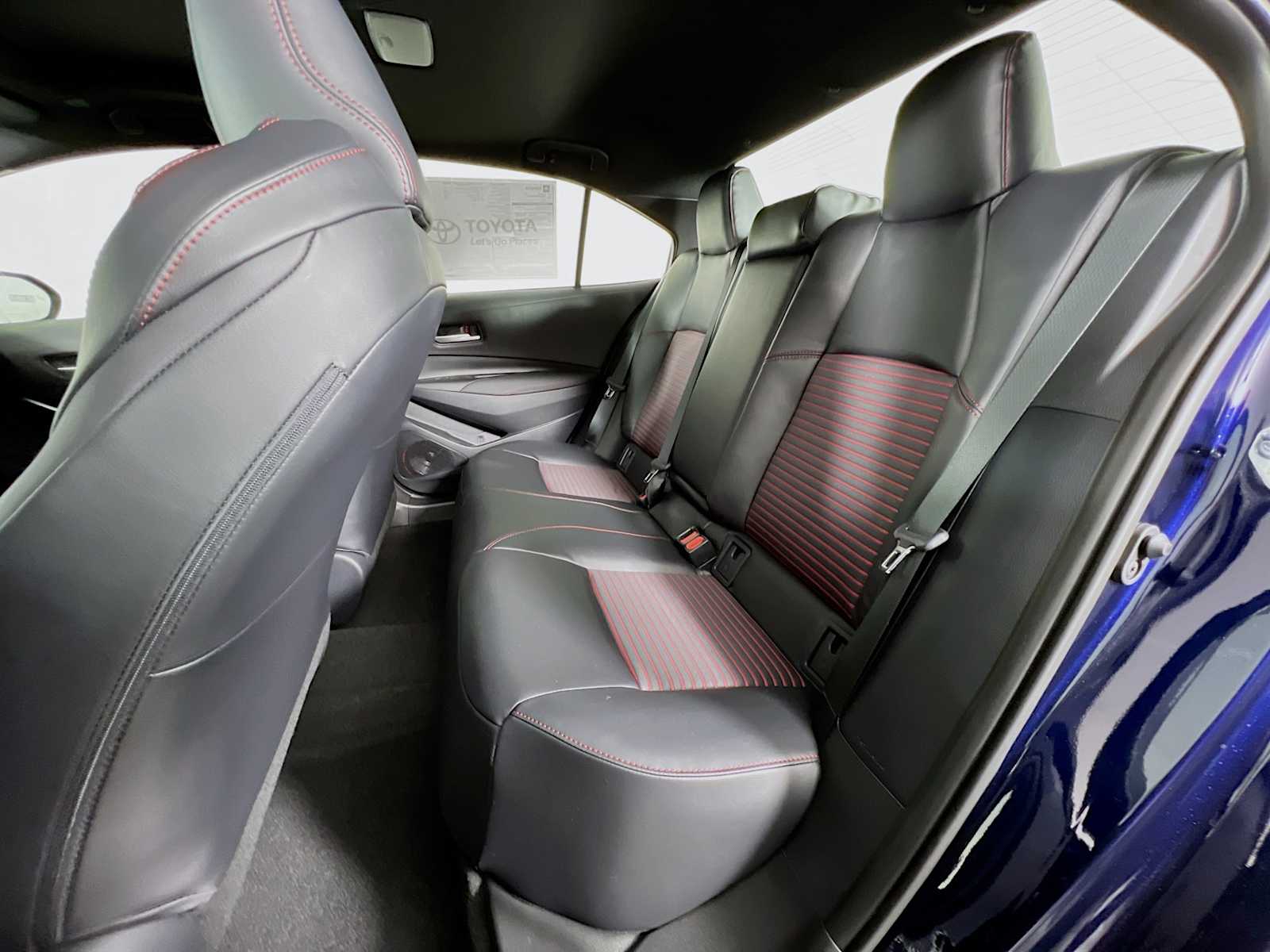 2025 Toyota Corolla XSE - Photo 13