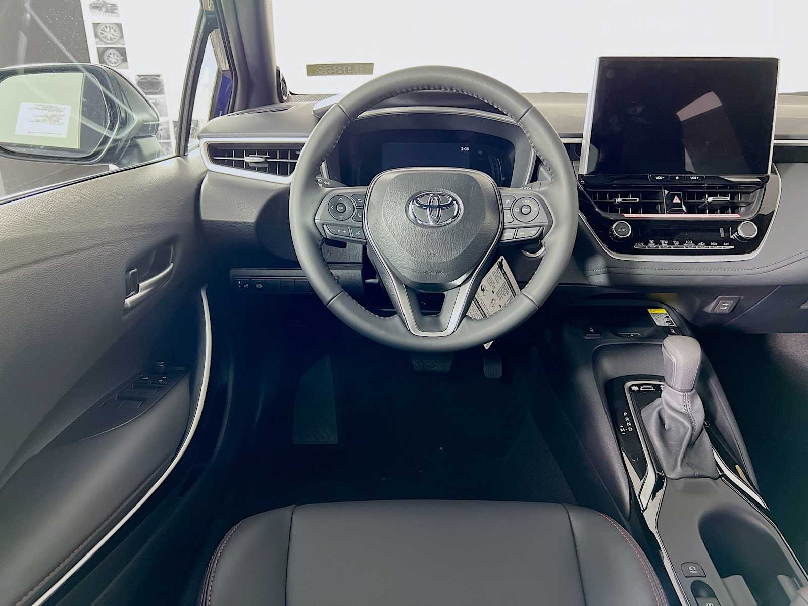 2025 Toyota Corolla XSE - Photo 14