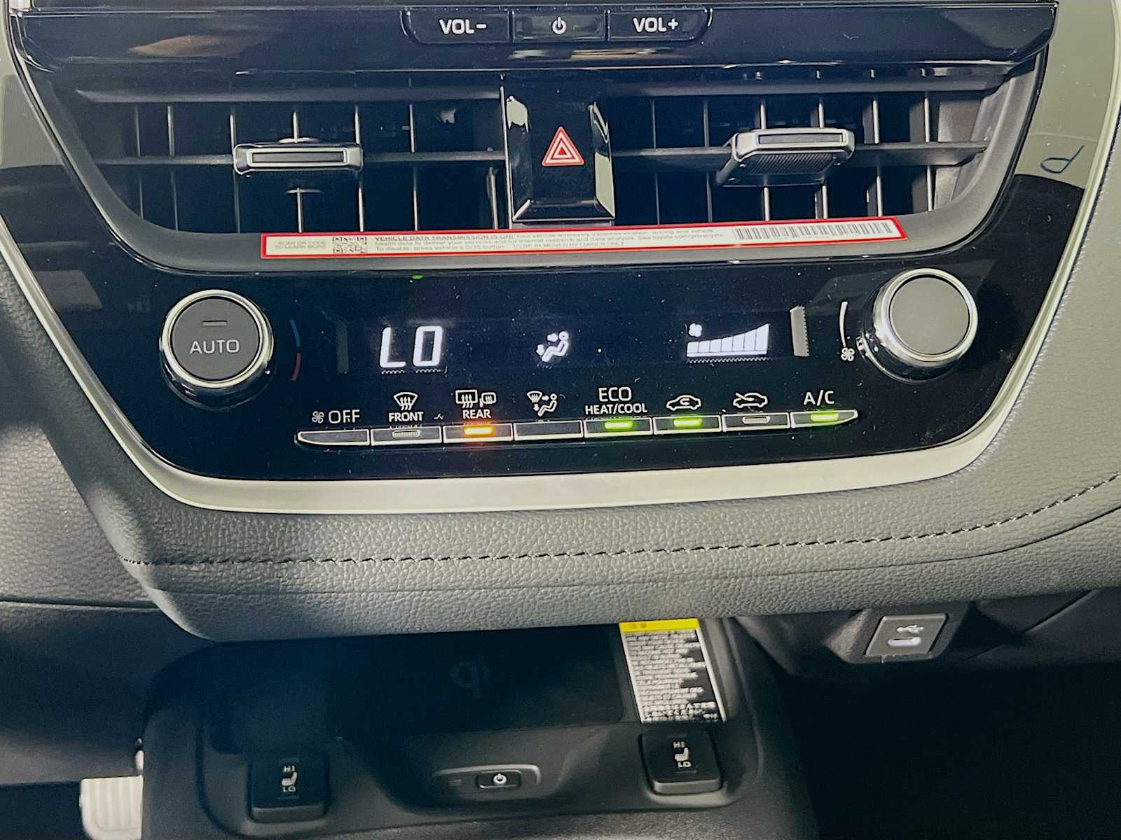 2025 Toyota Corolla XSE - Photo 10