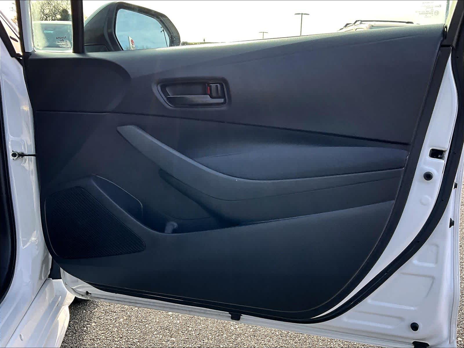 2023 Toyota Corolla LE - Photo 12