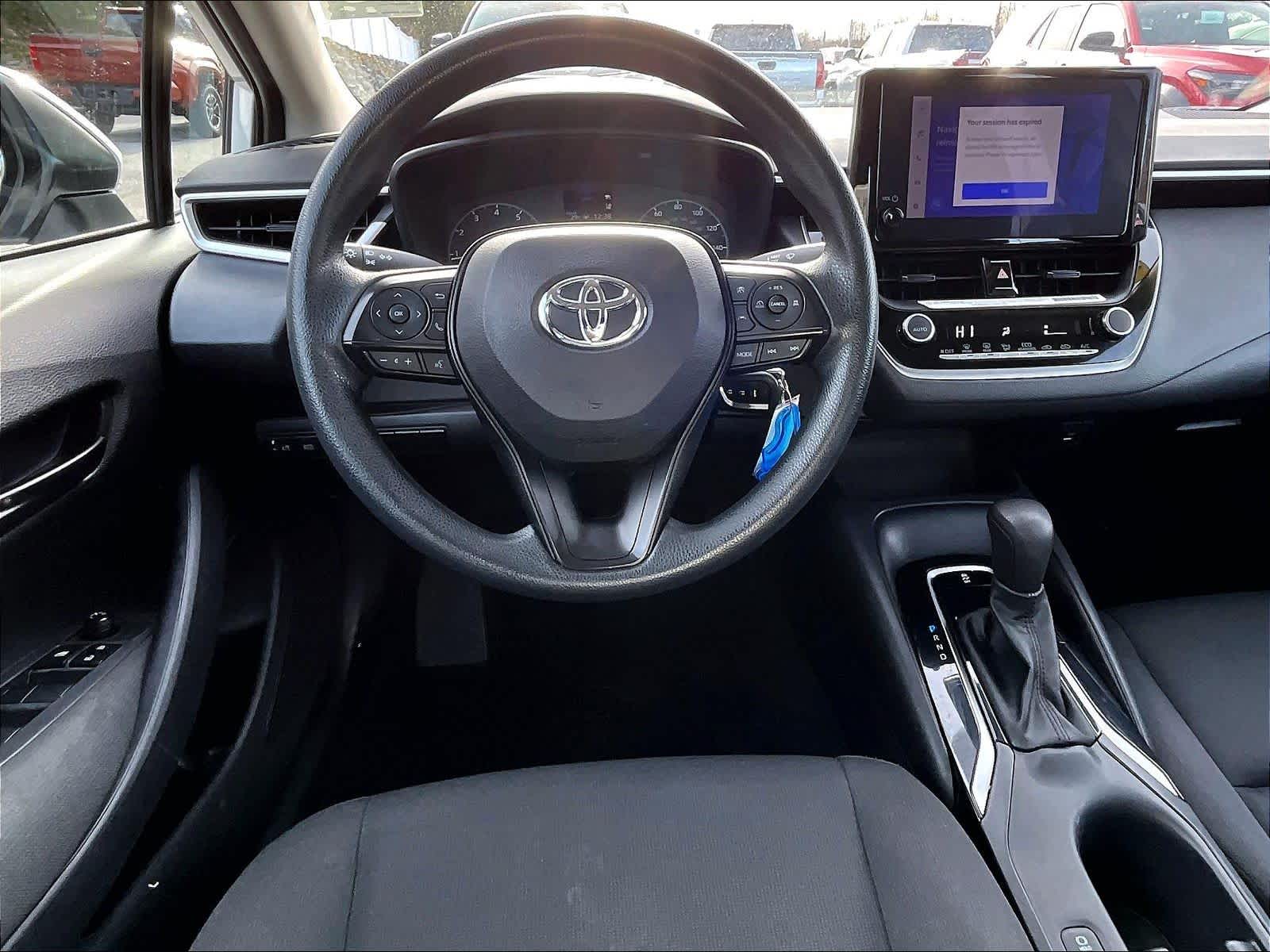 2023 Toyota Corolla LE - Photo 17