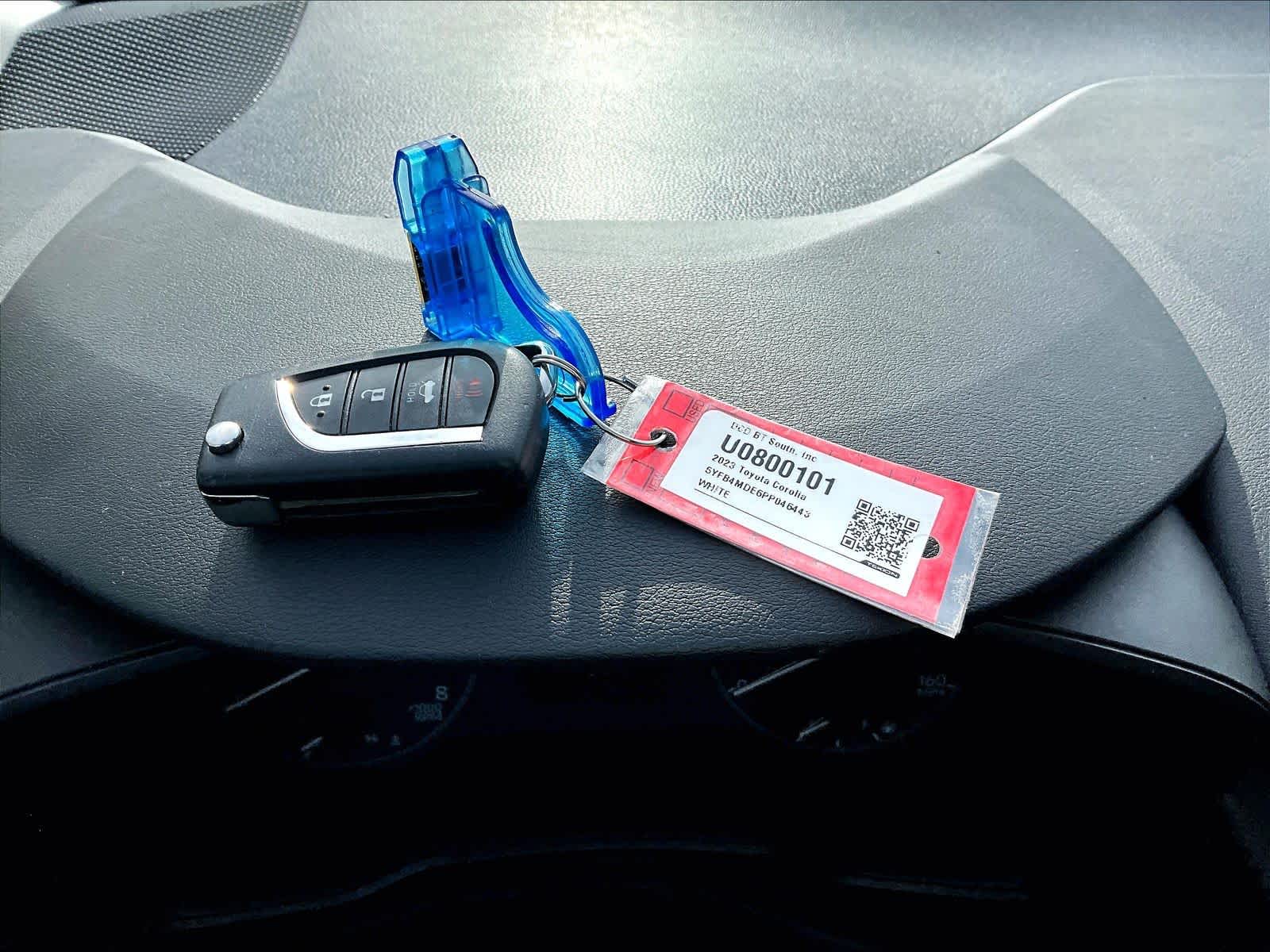 2023 Toyota Corolla LE - Photo 31