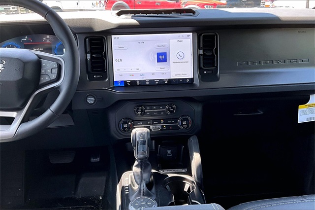 2025 Ford Bronco Badlands - Photo 8