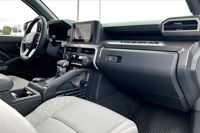 2024 Toyota Tacoma SR5 - Photo 13