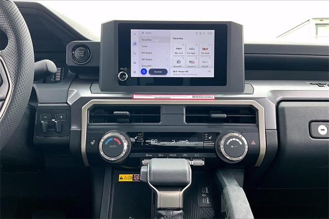 2024 Toyota Tacoma SR5 - Photo 17