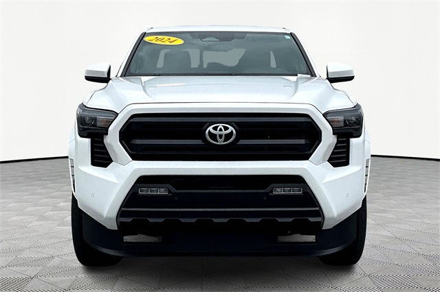 2024 Toyota Tacoma SR5 - Photo 2