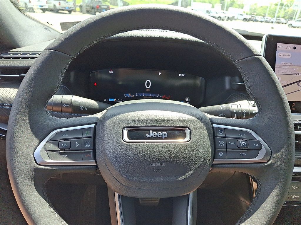 2025 Jeep Compass Limited - Photo 16