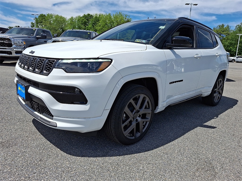 2025 Jeep Compass Limited - Photo 2