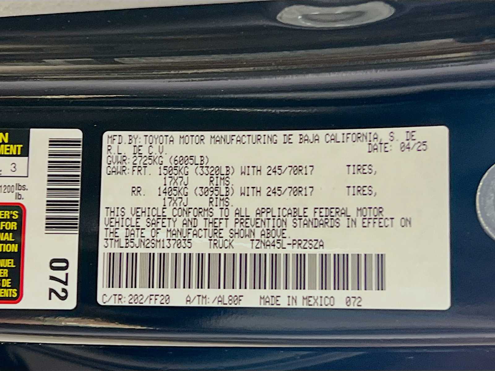 2025 Toyota Tacoma SR5 - Photo 19