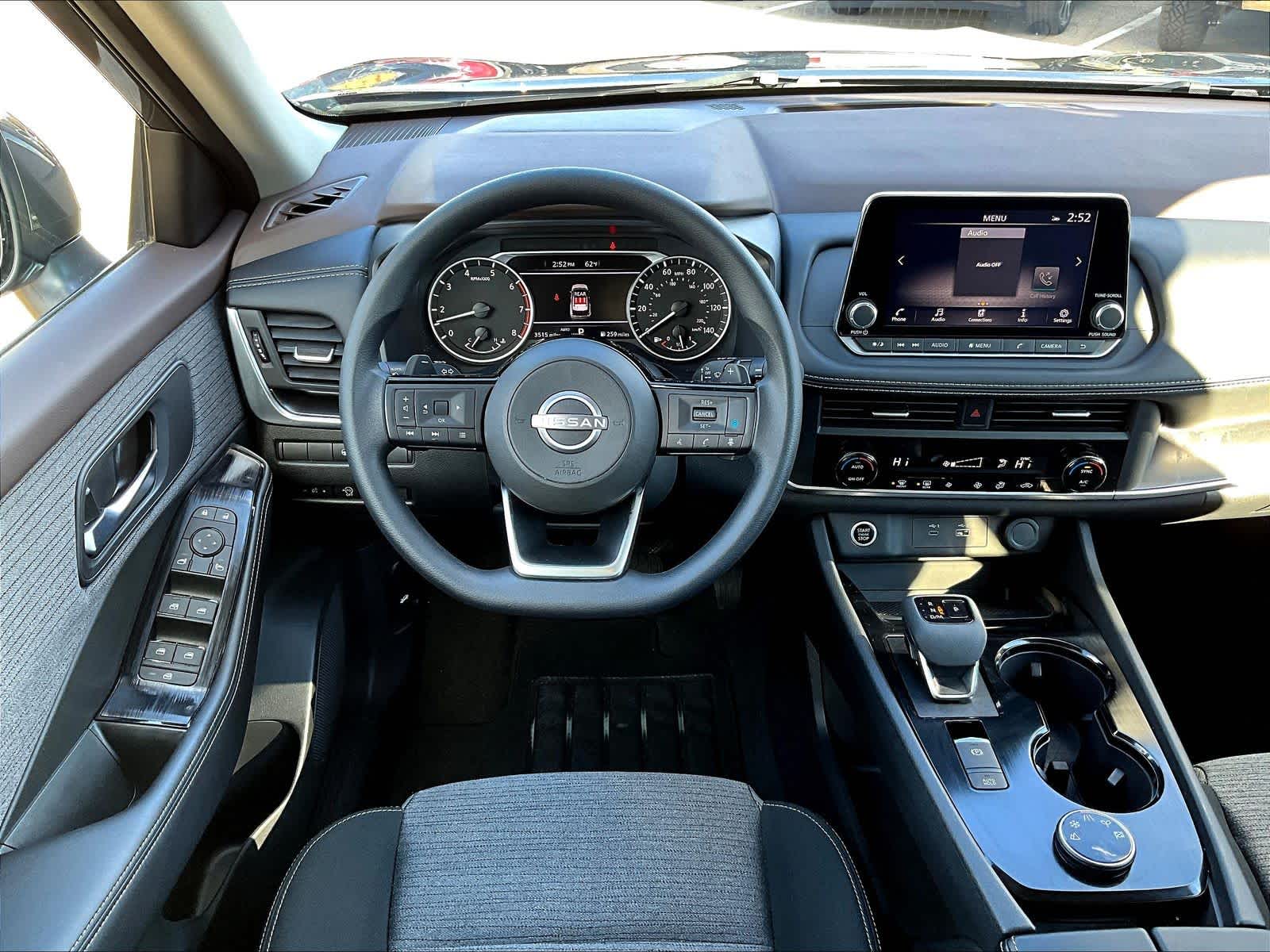2023 Nissan Rogue SV - Photo 17