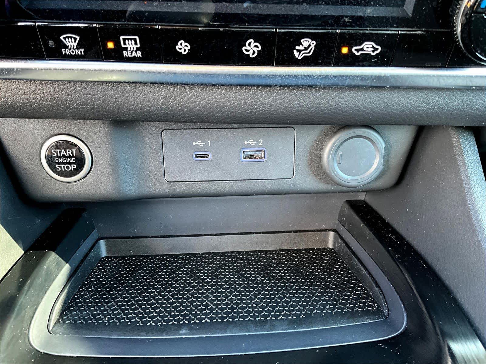 2023 Nissan Rogue SV - Photo 25