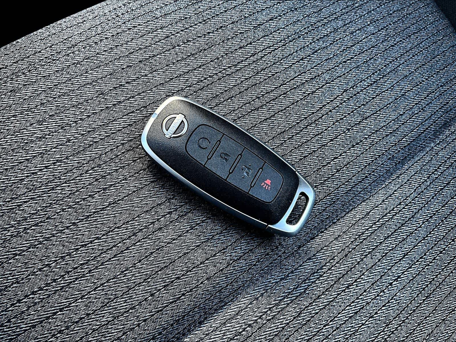 2023 Nissan Rogue SV - Photo 28