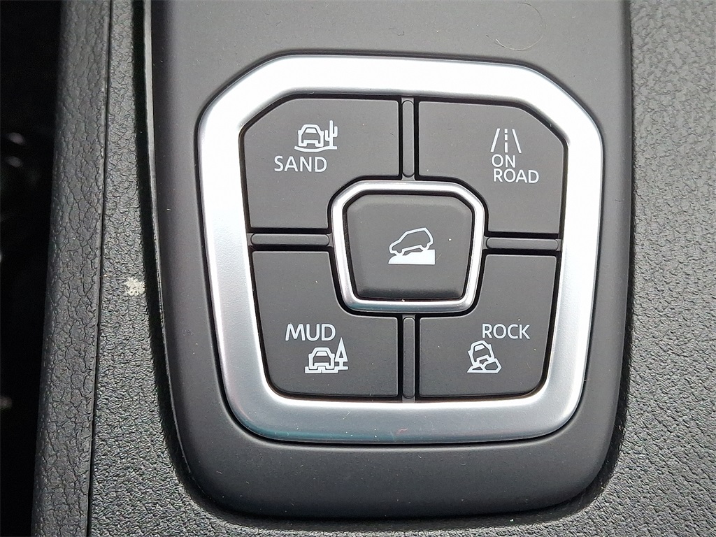 2026 Nissan Frontier PRO-4X - Photo 16