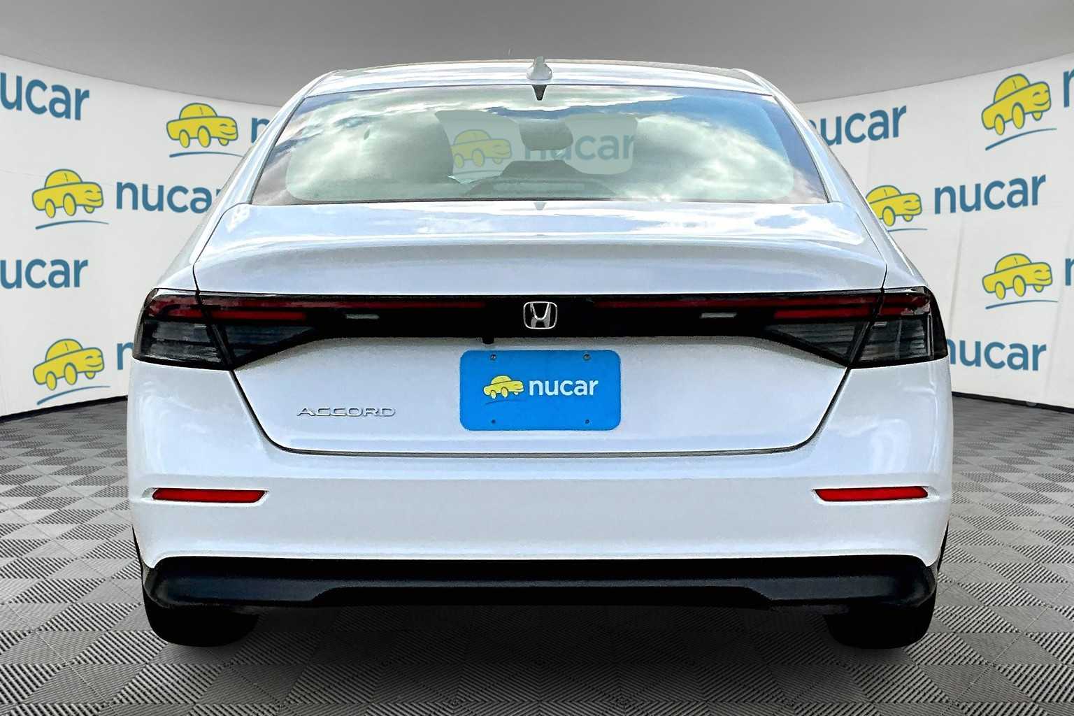 2023 Honda Accord EX - Photo 5