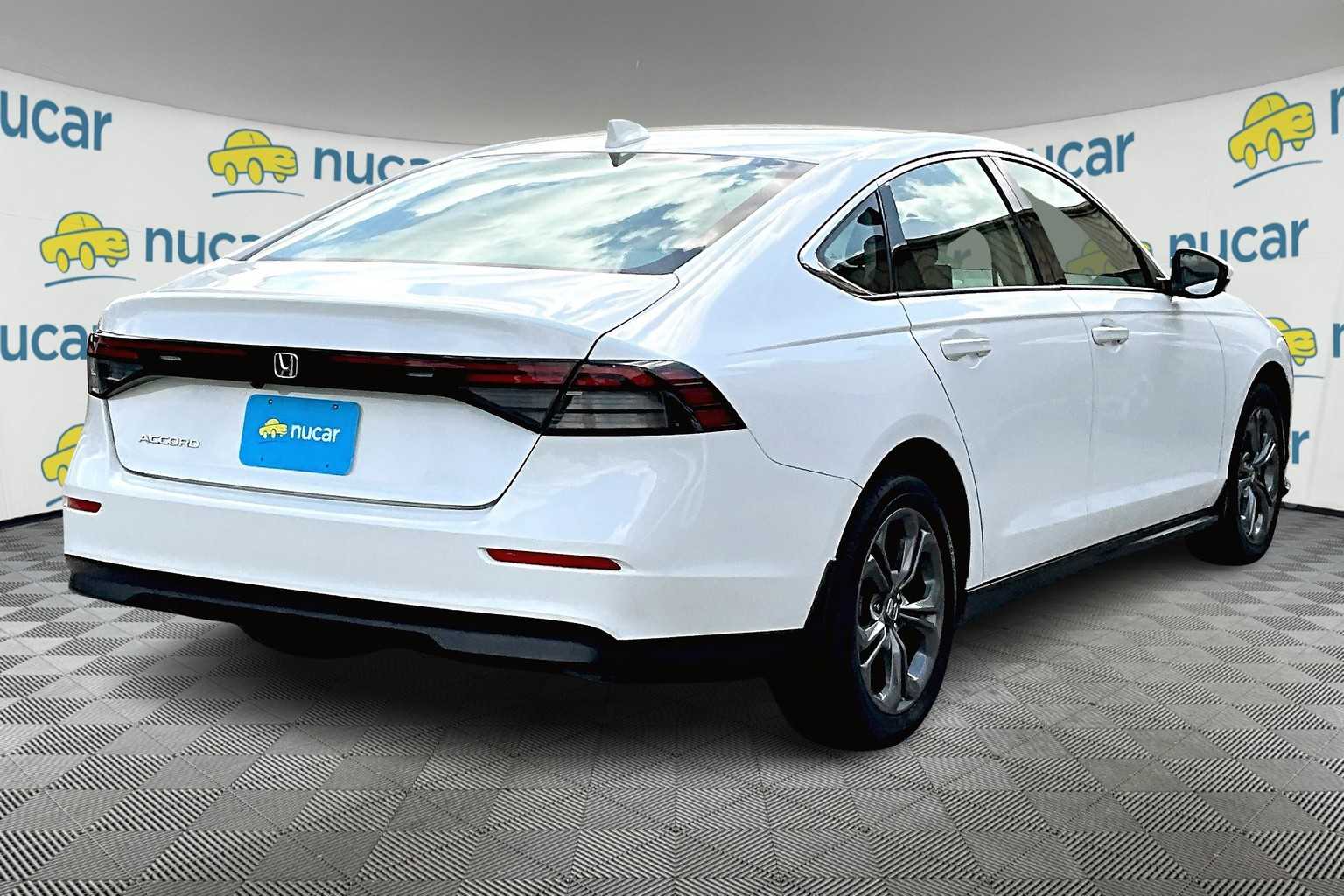 2023 Honda Accord EX - Photo 6