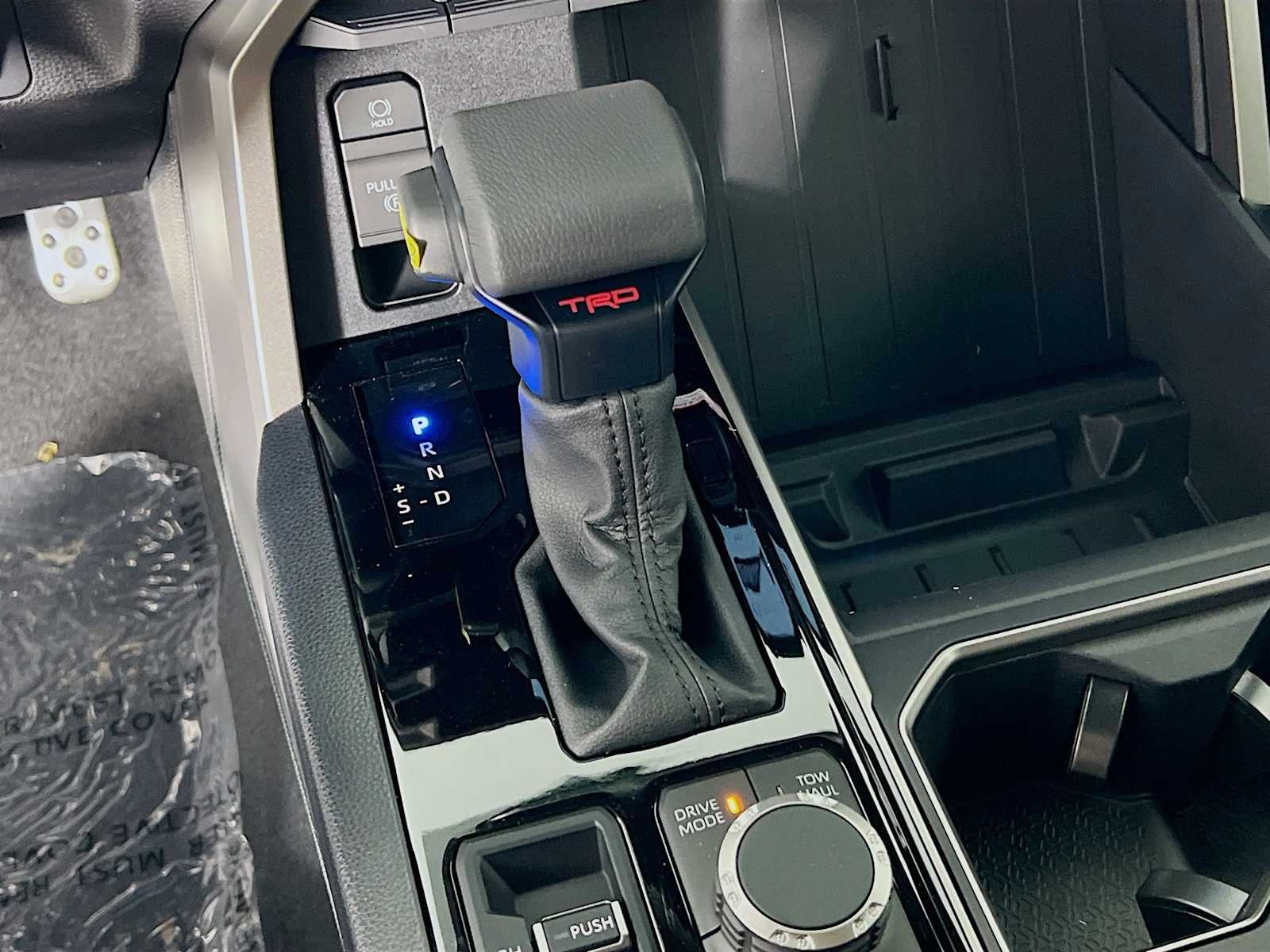 2025 Toyota Tundra SR5 - Photo 11