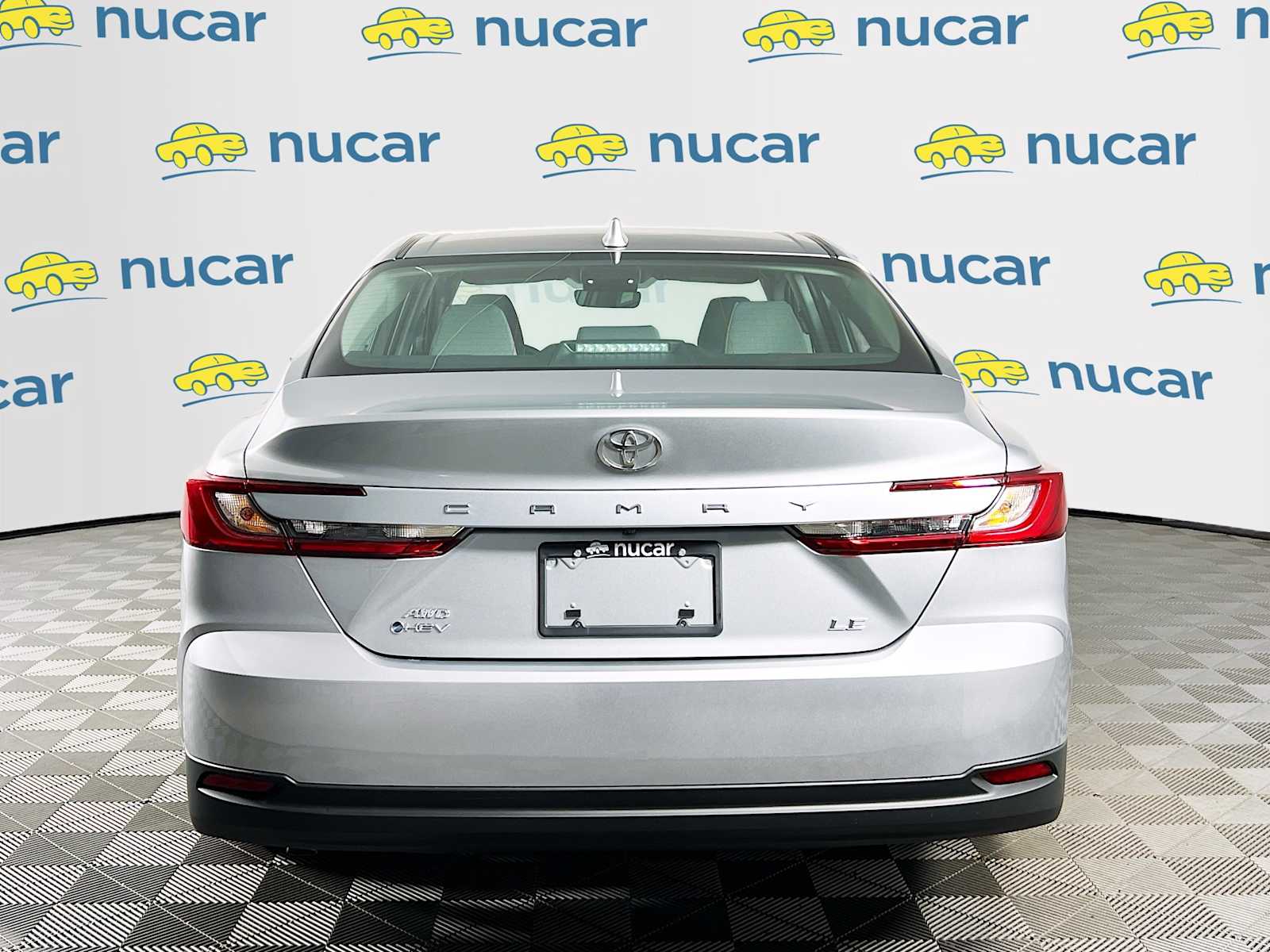 2026 Toyota Camry LE - Photo 5