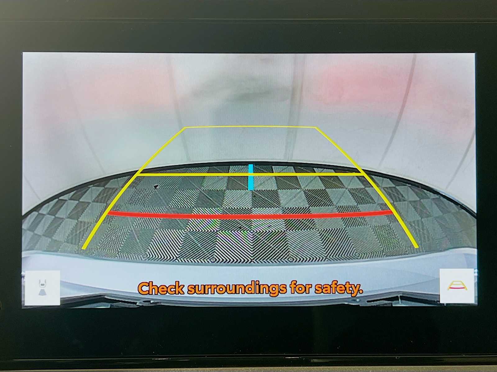 2026 Toyota Camry LE - Photo 9