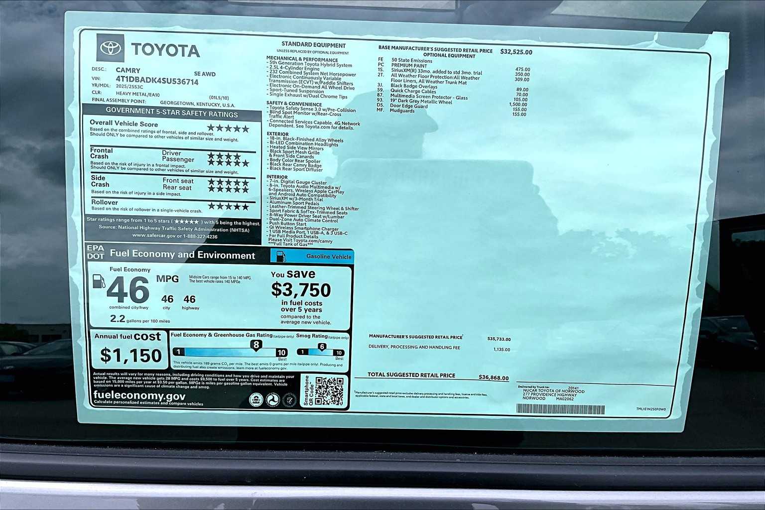 2025 Toyota Camry SE - Photo 18